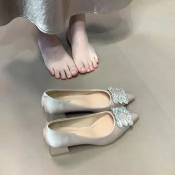 French fairy style versatile elegant single shoes 2025 new temperament satin pointed thick heel legs long high heels 35 чёрный