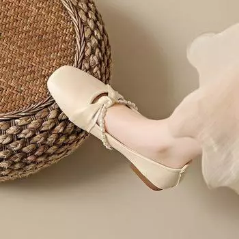 French gentle wind single shoes women s spring flat bottom 2025 new pearl ladyshoes soft sole Doudou shoes square head shallow mouth women s shoes 35