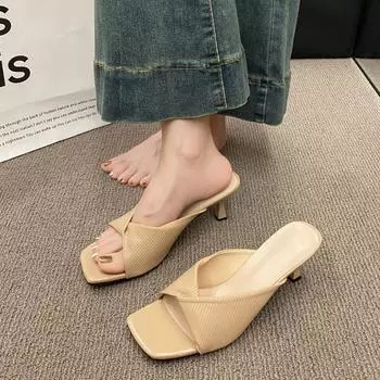 French high-end open-toed square head high-heeled cool slippers women s wear 2024 temperament socialite thin heel beautiful sandals 35 абрикосовый