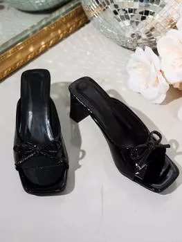 French high-heeled slippers women s 2025 new summer outer wear square head thick heel one-word drag temperament bow cool slippers 35