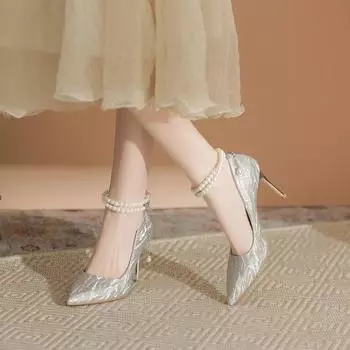 French high heels women s stiletto 2025 new pointed bridesmaid Xiuhe wedding dress crystal bride not tired feet wedding shoes 33