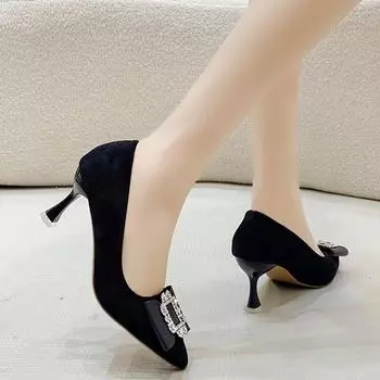 French high heels women s stiletto black 2024 spring and autumn new temperament pointed sexy rhinestone buckle commuter shoes 34