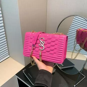 French niche design bag women s 2024 new trendy fashion chain messenger bag casual texture shoulder small square bag чёрный