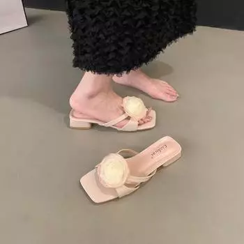 French pink temperament cool slippers fairy shoes fashion wear 2025 new summer new Chinese flower sandals 35 розовый