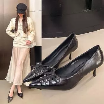 French pointed high heels women s 2025 spring new retro straps bow stiletto shoes temperament thin single shoes 35 чёрный