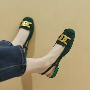 French retro sandals women s 2025 summer new bag head rear strap women s shoes metal buckle low heel shoes foreign trade batch 34 темно-зеленого