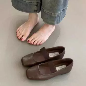 French retro style light mouth single shoes women s shoes square head word with flat Mary Jane shoes versatile soft sole grandma shoes 35 красный