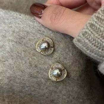 Серьги-гвоздики из металла с цветком и французским ретро-цирконом и жемчугом, женские, легкие, роскошные, высокочувствительные, индивидуальные, темпераментные, универсальные серьги