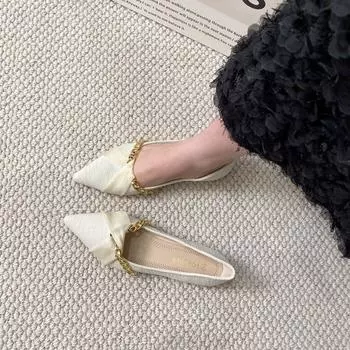 French single shoes women s 2024 spring new temperament pointed flat-soled four-season shoes small fragrant wind shallow mouth ladyshoes Doudou shoes 35