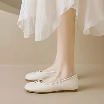 French single shoes women s flat bottom 2025 new spring and summer shallow mouth horseshoe shoes fashion one-pedal soft-soled pig s trotters split- 34 серебряный