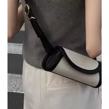French Stick Cylinder Bag Women s 2025 New Arrival Fancy Niche Style Shoulder Messenger Bag Classy Elegant Accessible Luxury Women s Bag White