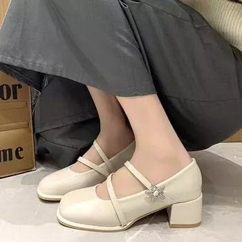 French Style Mary Jane Shoes Women s Summer New Star Buckle High Heels Elegant Retro Round Head Women s Party Dress pumps 4.5