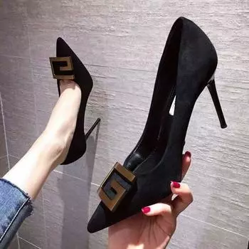French temperament high heels women s 2024 autumn and winter new celebrity shallow mouth versatile thin heel pointed professional black single shoes 34