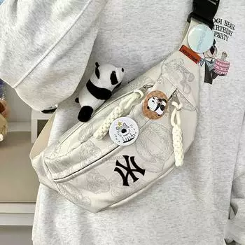 Fresh Mori Girl Chest Bag Cute Crossbody Bag Student Waist Bag Japanese Style Asuny Joint Name Versatile Bag Creamy-white Panda Pin Pendant]