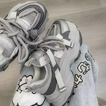 Fried Street Daddy Shoes Women s New Thick-soled Height Increasing Feet Small Versatile Casual Sneakers Student Lightweight Women s Shoes 35