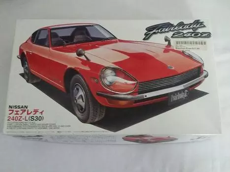 Fujimi Nissan Fairlady с двигателем 1/24 240Z-L(S30)