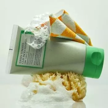FULLY Vegan Green Tomato Clay Pack Cleanser 120ml