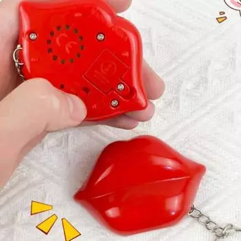 Funny Smooch Red Lip Pendant Peck I Love You Keyring Prank Toy Smack Kiss Lip Keychain Car красный