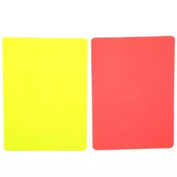 Футбольные красные и желтые карточки, запись футбольных игр, оборудование для рефери