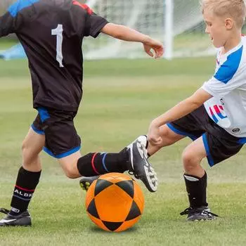 Футбольный мяч ПВХ для тренировок, размер 5, с исключительным удержанием воздуха, мягкое ПВХ-покрытие для плавного обращения