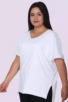 Футболка больших размеров с V-образным вырезом