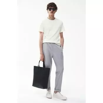 Футболка HM Slim Fit кремового цвета XS