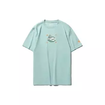 Футболка Li Ning Badfive Tactical с вышивкой и мультяшным принтом, с круглым вырезом и коротким рукавом, мужские топы, цвет: серо-голубой AHSR119-3 XL