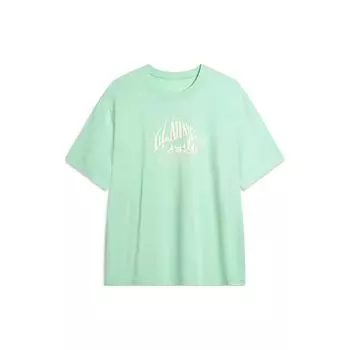 Футболка мужская Li Ning Sports Lifestyle Series с логотипом, круглым вырезом, буквами, свободным коротким рукавом и заниженной линией плеч, цвет - зеленый AHSU303-5 S