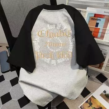 Футболка реглан из чистого хлопка с готическим принтом букв для мужчин и женщин Чувство дизайна Летняя модная тенденция Повседневный удобный топ с короткими рукавами Harajuku M серый