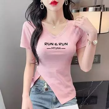 Футболка с V-образным вырезом с принтом, короткими рукавами и сверхпрочным узором с неравномерным разрезом S розовый