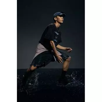 Футболка свободного кроя с принтом HM, черная Breaking