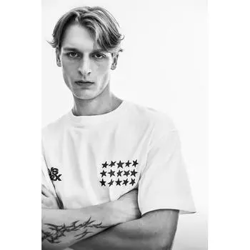 Футболка свободного покроя с принтом «Белые звезды» XS
