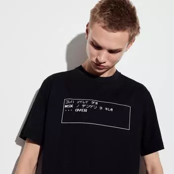 ФУТБОЛКА UNIQLO JAPAN METAL GEAR ARCHIVE UT ГРАФИЧЕСКАЯ ФУТБОЛКА С КОРОТКИМ РУКАВОМ СТАНДАРТНОГО КОРОТКА
