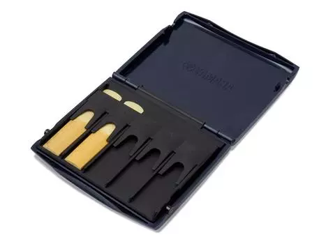 Футляр для гитары YAMAHA SAX 10 листов пластика RCPSAXDB