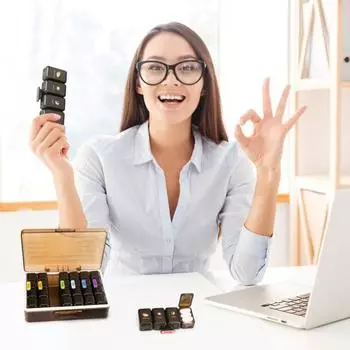 Футляр для таблеток Независимый отсек Хозяйственные товары Тройное уплотнение 28 сеток 4 раза в день Еженедельно Органайзер для планшетов Полезное классифицированное хранение чёрный