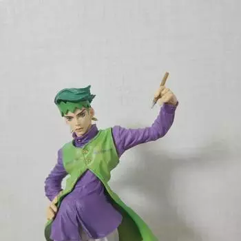 Галерея фигурок Jojo продает фигурки Лохан