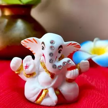 Ganesha Idol for Car Dashboard,Small Ganesh Murti for Gift Home Office Diwali Pooja and Festivals Accessories