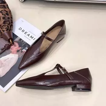 GC shopping mall same women s shoes spring and autumn fashion T-band soft oil wax hollow buckle comfortable flat heel pointed single shoes 35 чёрный