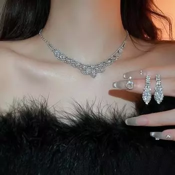 GemChic Новое женское U-образное ожерелье с кисточками и блестками, длинные серьги со стразами и кристаллами, комплект из двух предметов, подарок на день рождения, Рождество