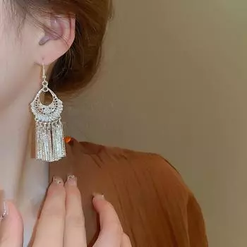 GemChic женские серьги, модные серьги-гвоздики с иглами и кисточками, крючки для колокольчиков, длинные серьги-капли, изысканные украшения на день рождения, Рождество, подарок