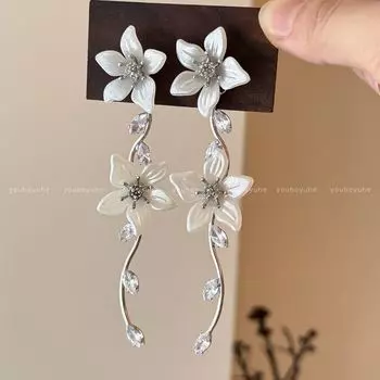 Gentle Flower Zircon Tassel Earrings for Women Accessible Luxury Fancy Unique Design Delicate Earrings Exaggerated Ear Jewelry White Flower Zircon Earrings-Silver Needles