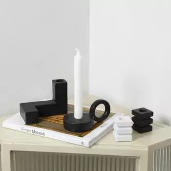 Geometric black and white ceramic candle holder ornaments Simple style black and white candle holder base home soft decoration HP844-1W White Candlestick