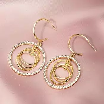 Геометрические круглые серьги в простом стиле с блеском золотой