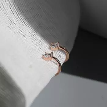 Геометрические клипсы для ушей без пирсинга ушей для женщин, летние новые стильные простые серьги, нишевые дизайнерские крючки для ушей