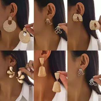 Геометрические квадратные серьги из сплава: Модные европейско-американские украшения для поездок на работу