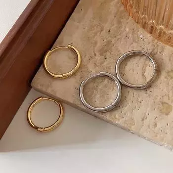 Геометрические простые серьги-кольца, женские круглые серьги-гвоздики, простые и модные, персонализированные серьги, версия темпераментных холодных застежек для ушей