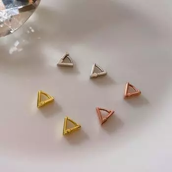 Геометрические пряжки для ушей Простые клипсы для ушей Ins Cold Wind Корейская версия Повседневные летние серьги для поездок на работу