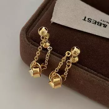 Геометрические серьги-шарики с бахромой French Niche Design Sense Premium Light Luxury Earrings Face Thin Earrings