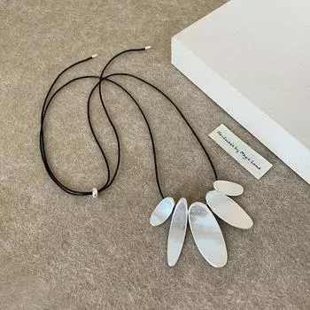 Геометрическое овальное матовое металлическое ожерелье с бахромой Женское нишевое индивидуальное модное темпераментное универсальное шейное колье на цепочку для свитера