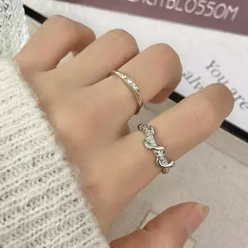 Геометрическое разомкнутое кольцо в виде змеи — модный и универсальный дизайн для уникальных личностей geometric